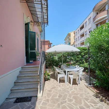 Holiday home Liberty Rosa *