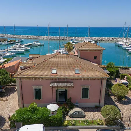 Liberty Rosa Holiday home San Vincenzo